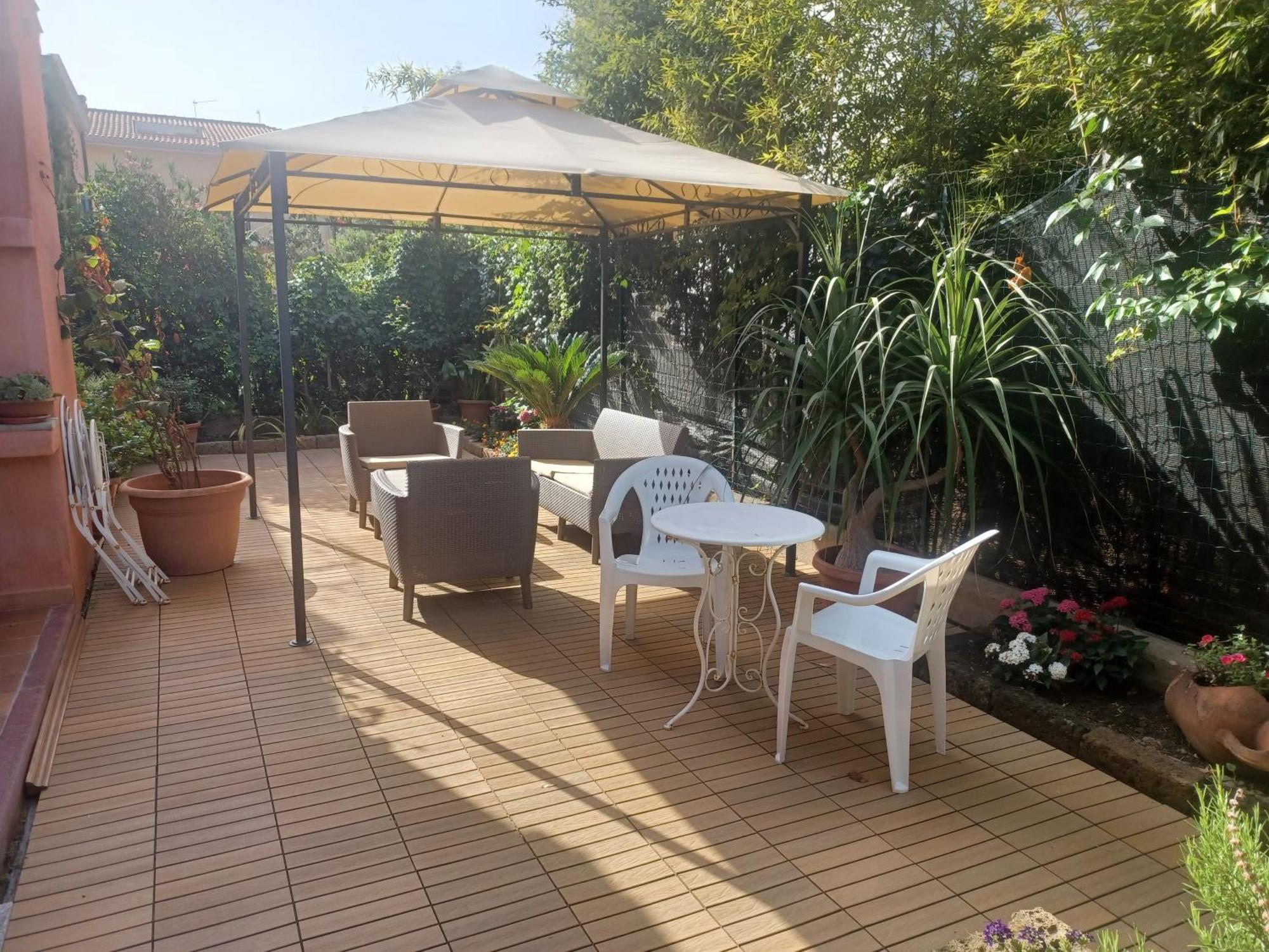 Casa Vacanza Porto Frailis Gia Porto Frailis B&B Àrbatax Εξωτερικό φωτογραφία